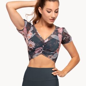 Eleve Symphony Mesh Crop Top, M